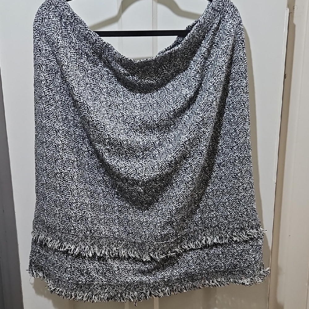 Gilli Black and White Mini Skirt